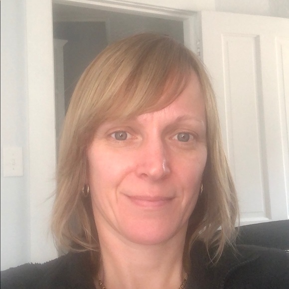 Meet your Posher, Cheryl - Picture 1 of 1